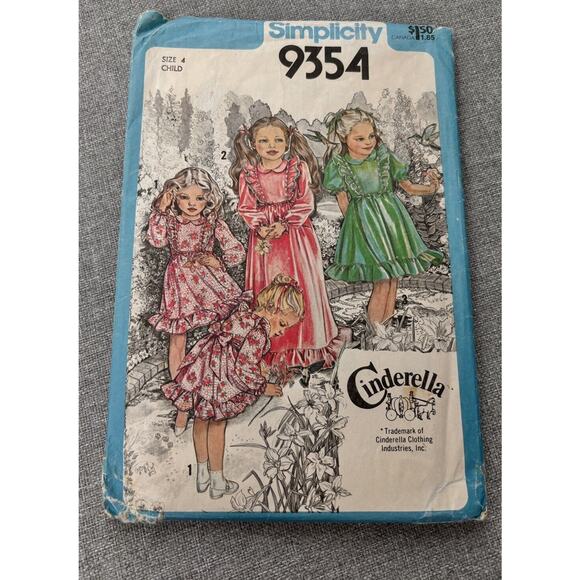 Simplicity Cinderella Girls Dress Sewing Pattern 9354 Vintage 1979 Size 4 - Picture 1 of 2